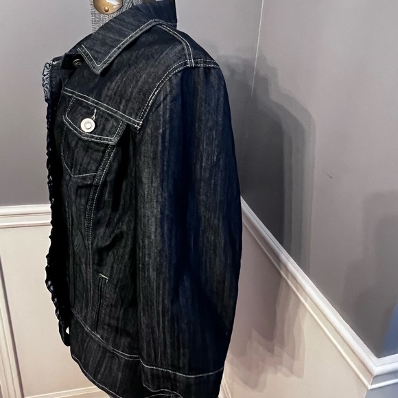 Womans dark indigo blue Denim detailed trim long Jacket - size 2x - Picture 5 of 10